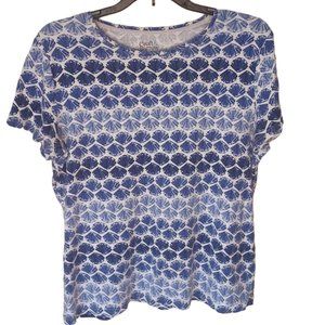 Croft & Barrow Seashell Top Size Medium